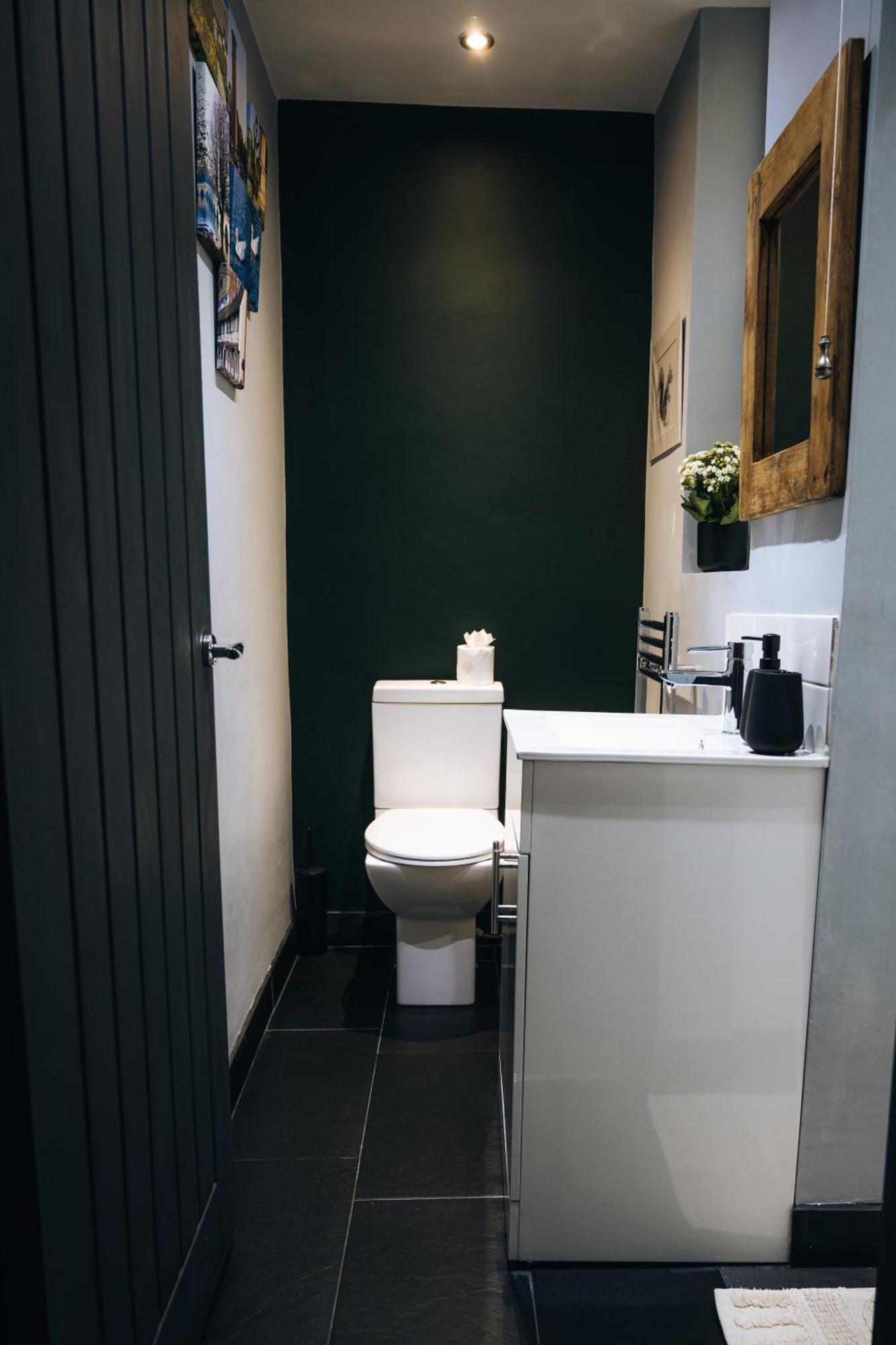 The Bolt Hole - Stratford Upon Avon - Central - Free Offstreet Parking - 2 Bed Luxury Apartment エクステリア 写真